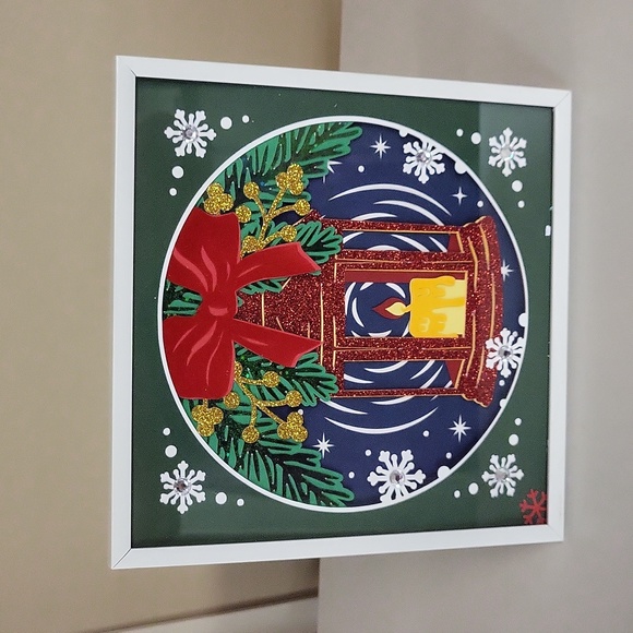 Christmas Lamp 3D Shadow Box - Picture 2 of 4